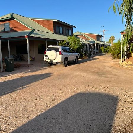 The Ningaloo Breeze Villa 5 Exmouth Exterior foto